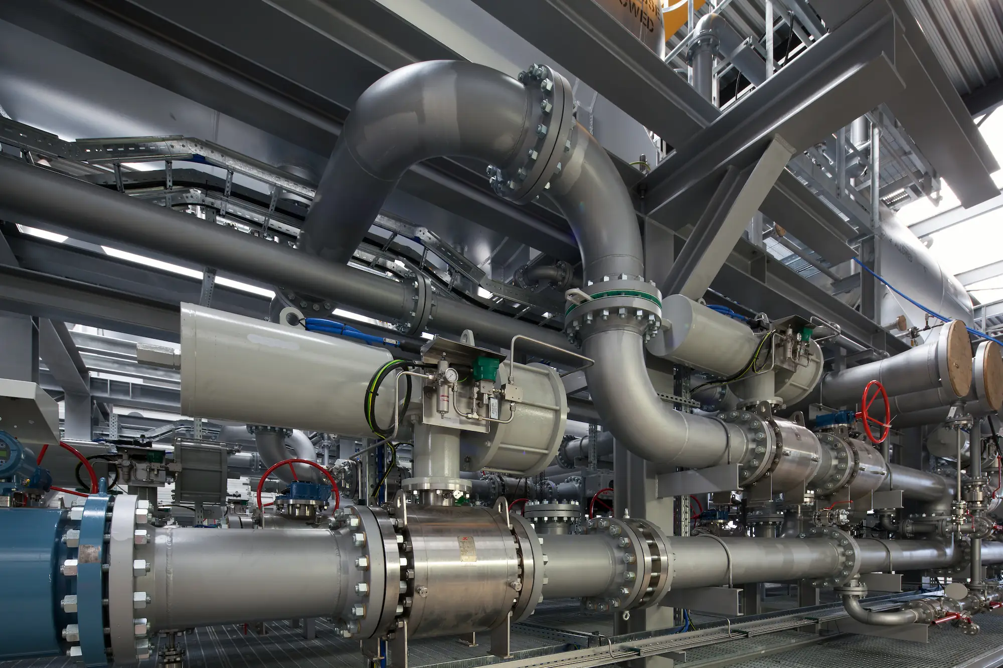 Gas sweetening amine system